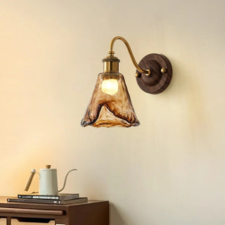 Vintage Scalloped Glass Wall Sconce Light Fixture | Bellanova
