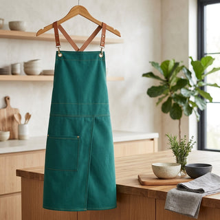 Adjustable Split Pocket Utility Apron Front Design | Gallagher