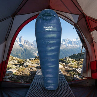 Extreme Cold Waterproof Sleeping Bag With Ripstop Nylon And Adjustable Hood Cozy | Hartstone