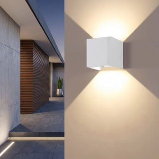 Modern Waterproof Outdoor Wall Light | EverGlow