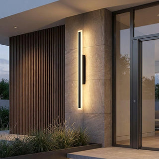 Minimalist Linear Outdoor Wall Lamp | Lumo