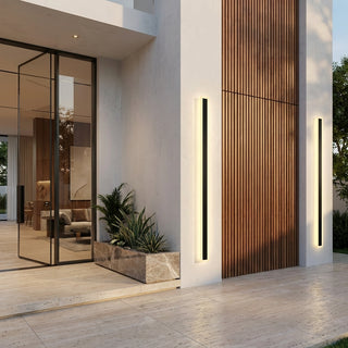 Minimalist Linear Outdoor Wall Lamp | Lumo