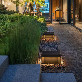 Modern Outdoor LED Pillar Post Light Fixture | Ardentra