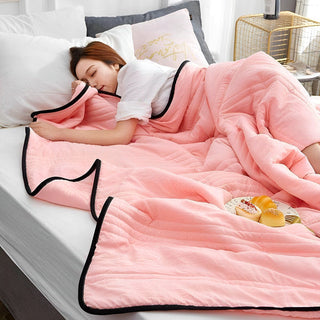 Cooling Summer Blanket with Breathable Moisture-Wicking Fabric | Coolvera