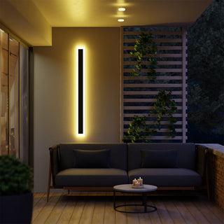 Minimalist Linear Outdoor Wall Lamp | Lumo